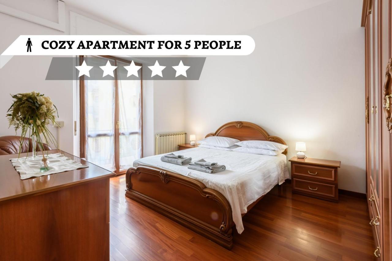 Parking & Wifi City Walls Apartment ปิสโตยา ภายนอก รูปภาพ