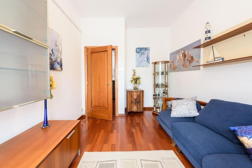 Parking & Wifi City Walls Apartment ปิสโตยา ภายนอก รูปภาพ